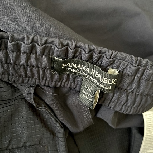 Men’s BANANA REPUBLIC 9” Navy Blue Golf Shorts Size 32 - Picture 4 of 4